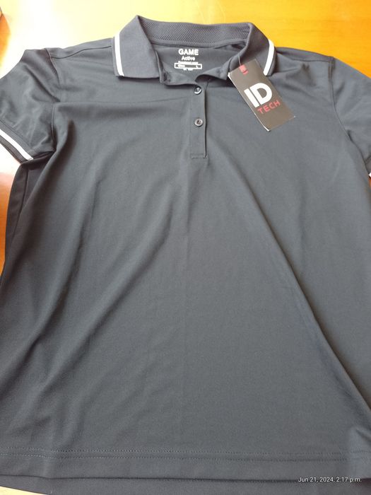 Vînd tricou nou cu eticheta