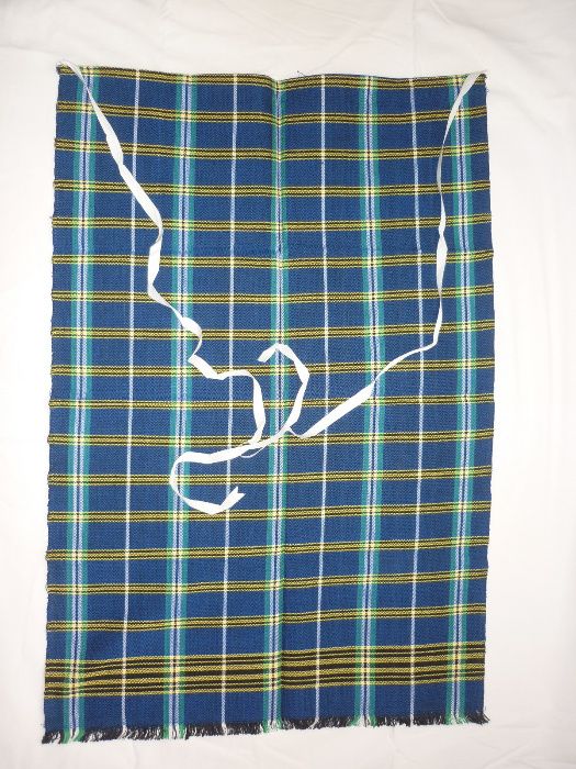 Ръчно тъкани котленски престилки с народни мотиви