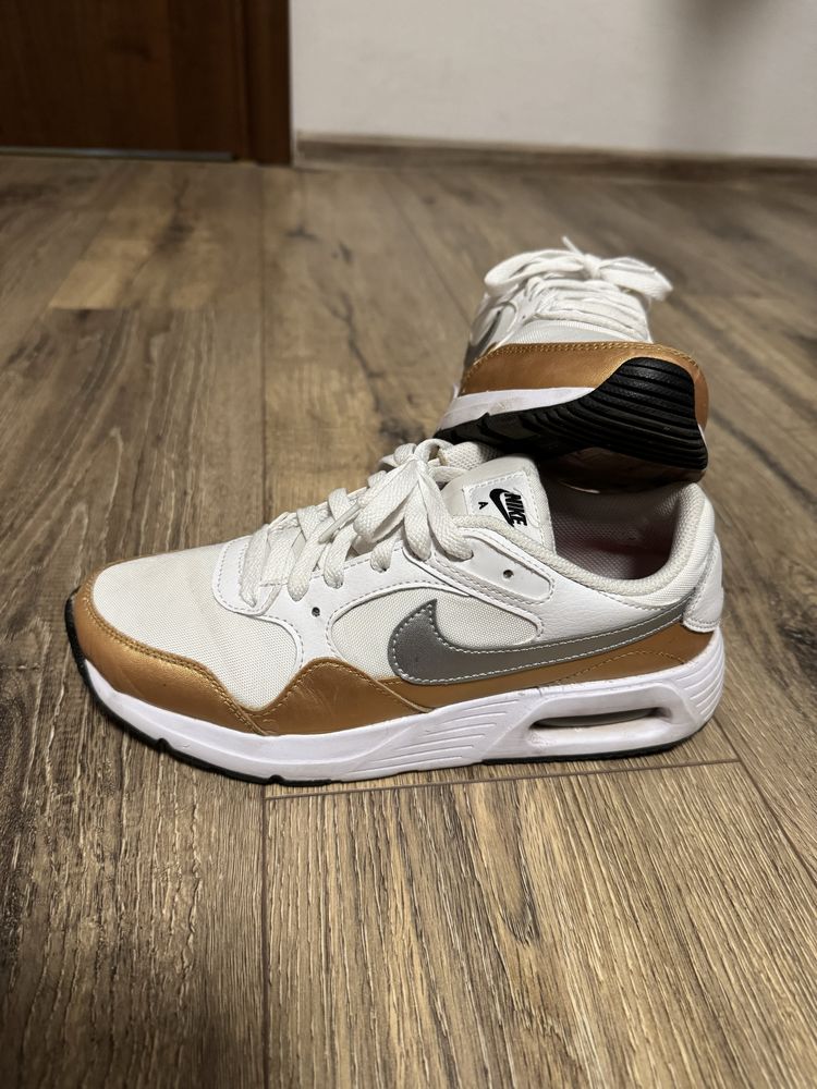 Маратонки Nike air max SC