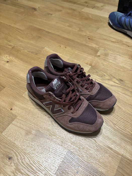 Adidasi New Balance 37