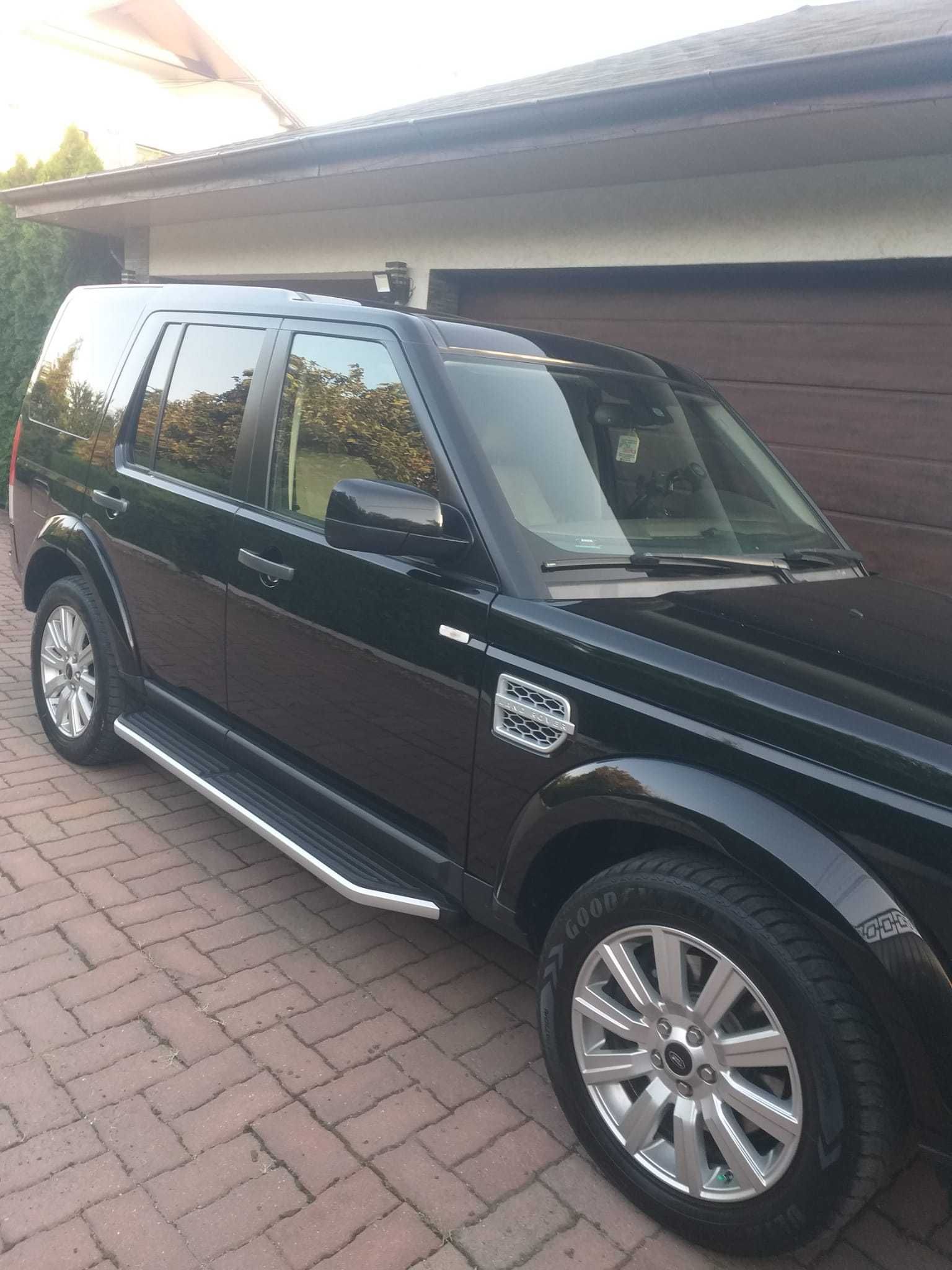 Land Rover Discovery 4