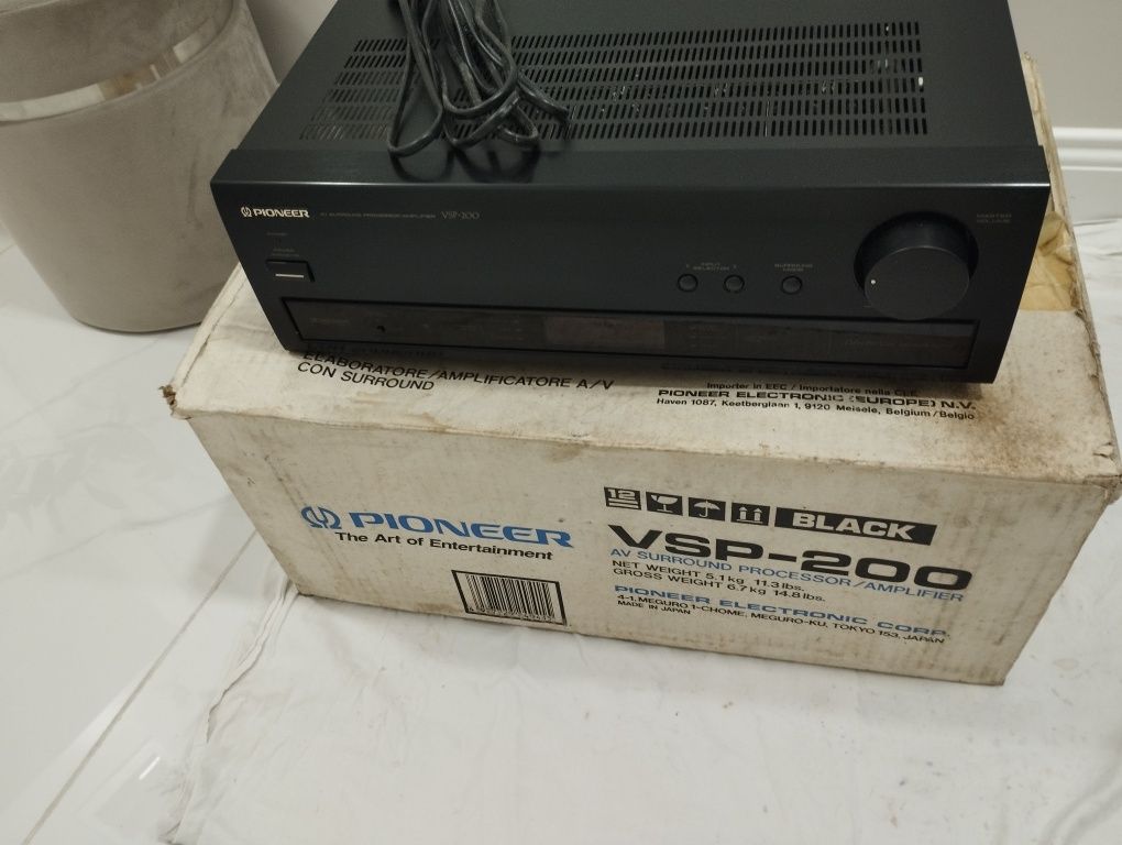 Усилвател Pioneer VSP-200