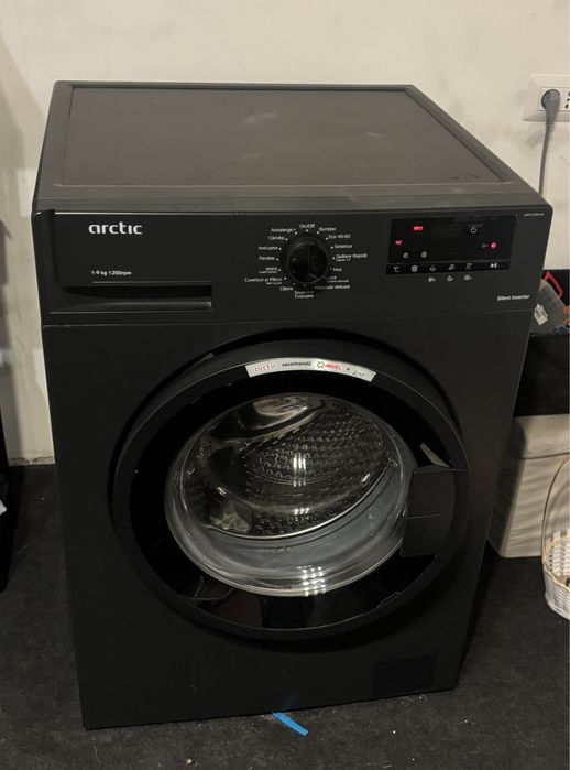 Masina de spalat rufe arctic