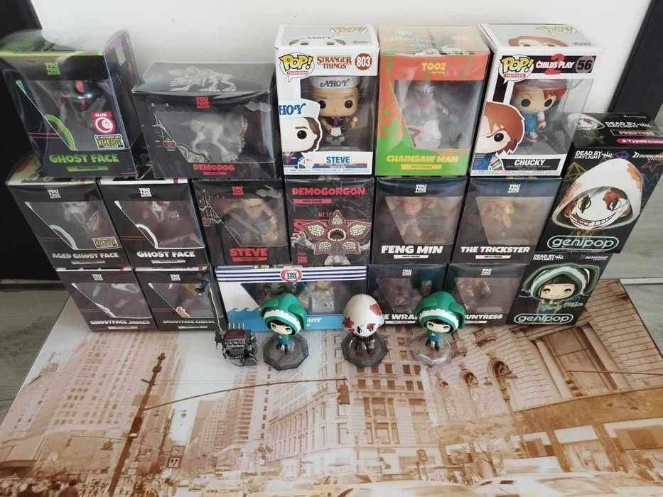 Vând colecție figurine Dead by Daylight (DBD)