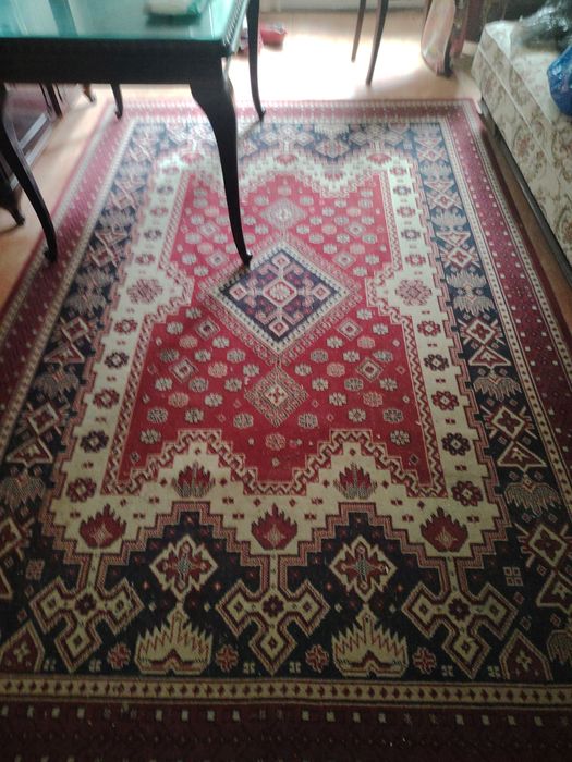 Mobilier,tablouri,frigider.