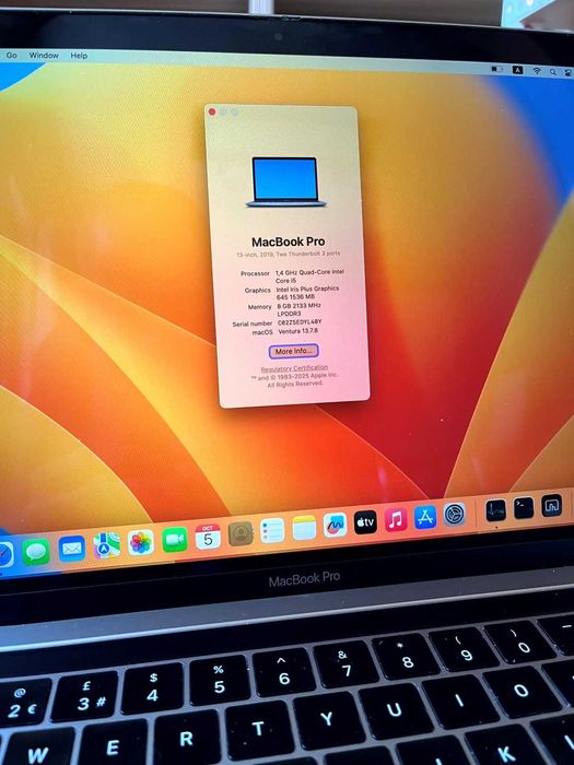 Продавам Macbook Pro a2159 13" с неработещ touch bar