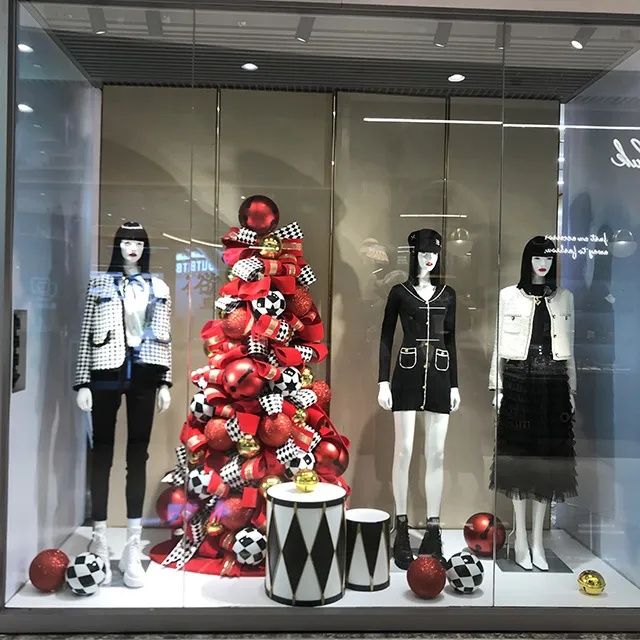 Услуги стилиста! Стилизация манекенов в бутиках