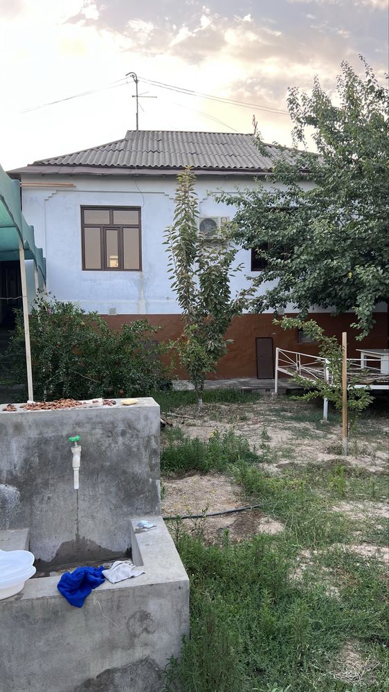 Yangiyol shahar sabo maxalasi uy sotiladi domga abmengayam gaplashamiz