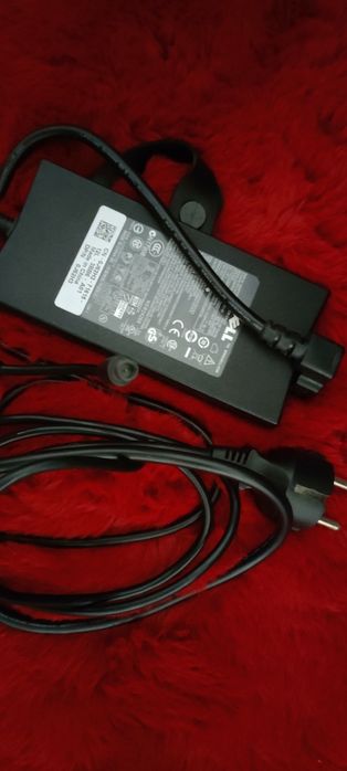 Vând încărcător laptop Dell original 65W
