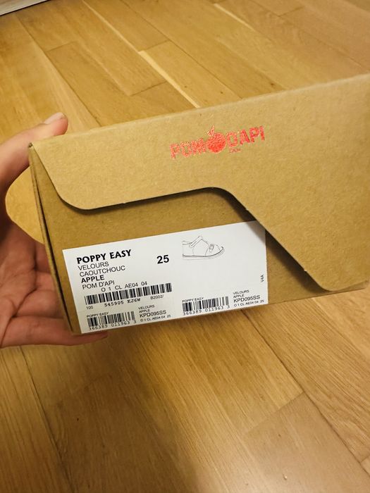 Sandale  noi marime 25