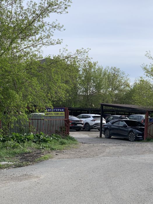 Продается автостоянка