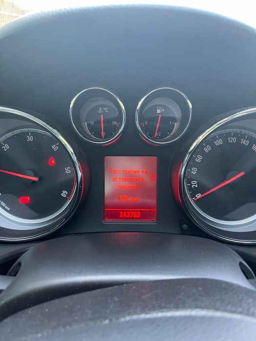 Opel insignia, xenon.clima