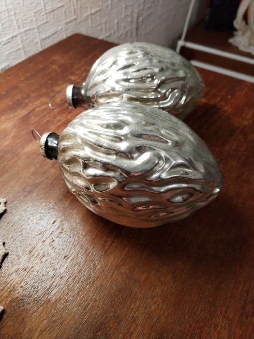 Ёлочное украшение - Грецкий орех.