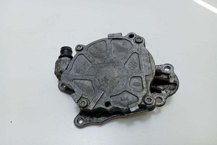 Pompa vacuum 1.6 tdi 03L145100 Volkswagen VW Golf a 6-a generatie ser