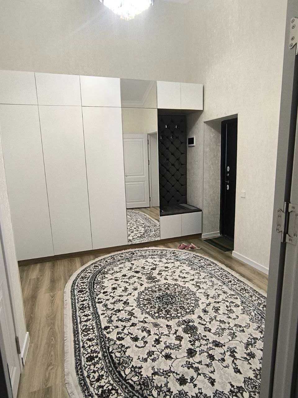 Кизлар ва Аелар учун квартира