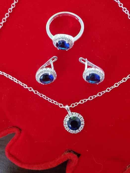 AG33,set argint 925,nou/marcat,4 piese, zirconiu alb/safir,ideal cadou