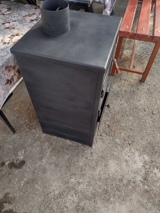 Камина Прити на дърва