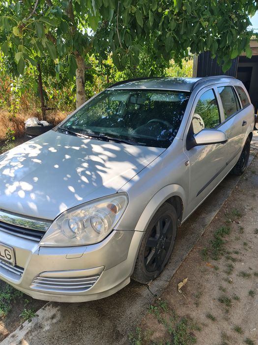 Vând Opel astra h
