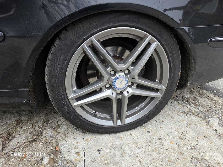 Джанти Mercedes 17" 5×112 с зимни гуми
Продавам джанти с гуми 17 цола