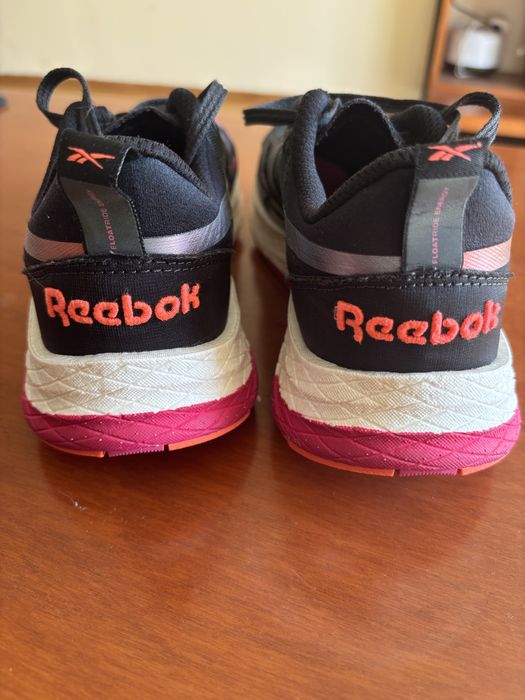 Дамски маратонки Reebok