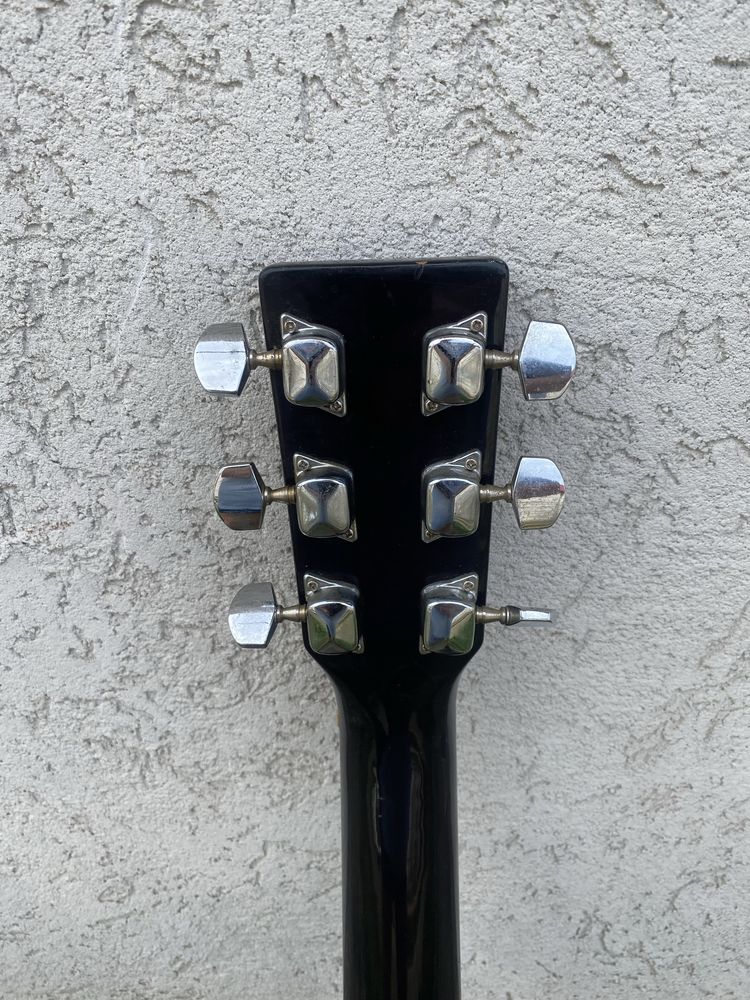 chitara  acustica Stagg