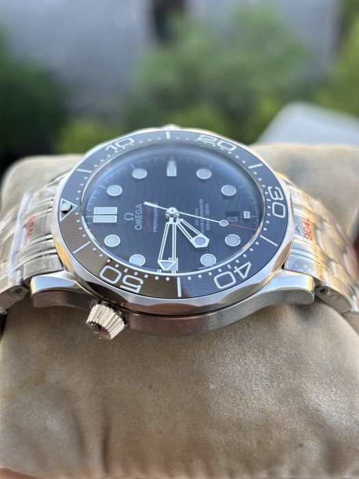 Ceas automatic barbatesc Omega Seamaster