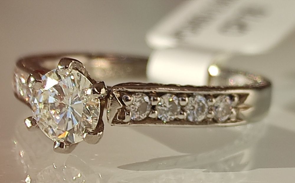 Inel logodna paladium si diamante 0.90ct mega discount Martie!