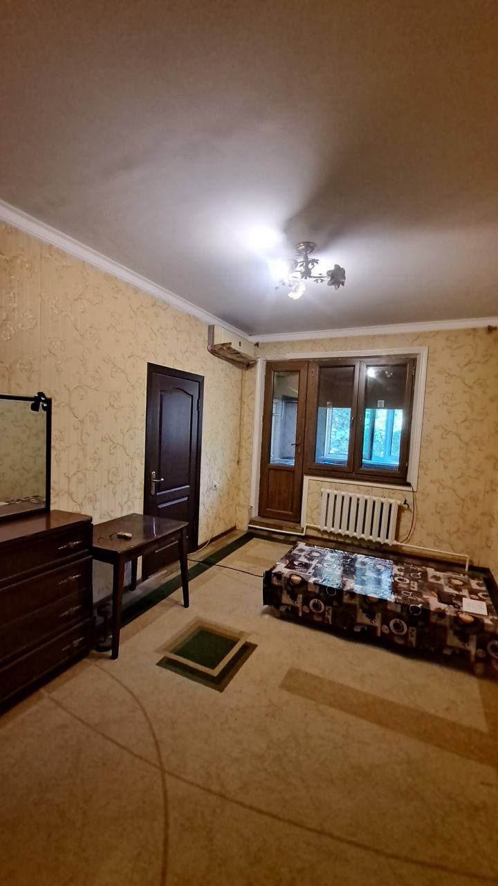 Продаю 2-х комнатную квартиру Чиланзар 18