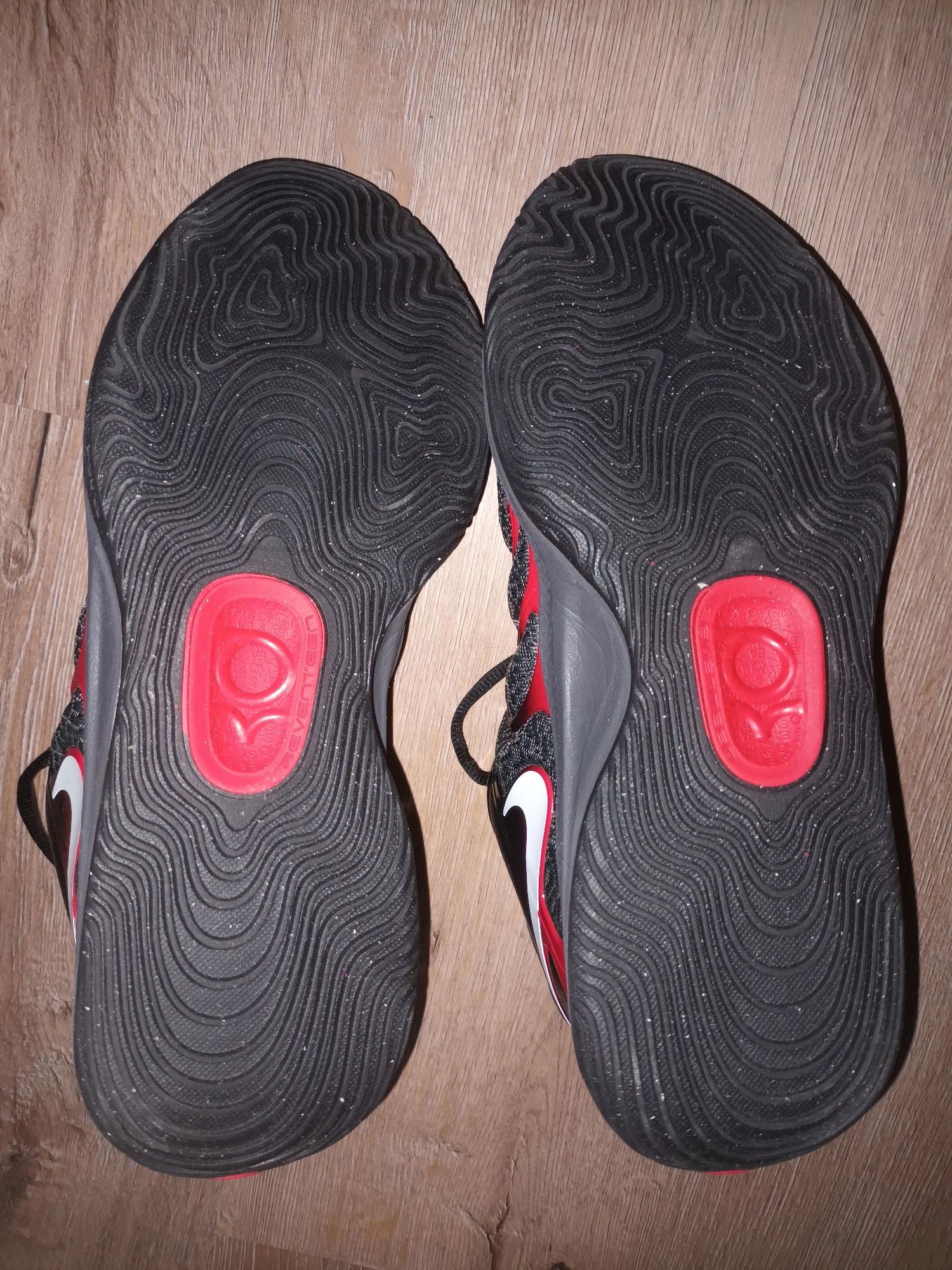 Маратонки: Nike KD 17 "Bred"