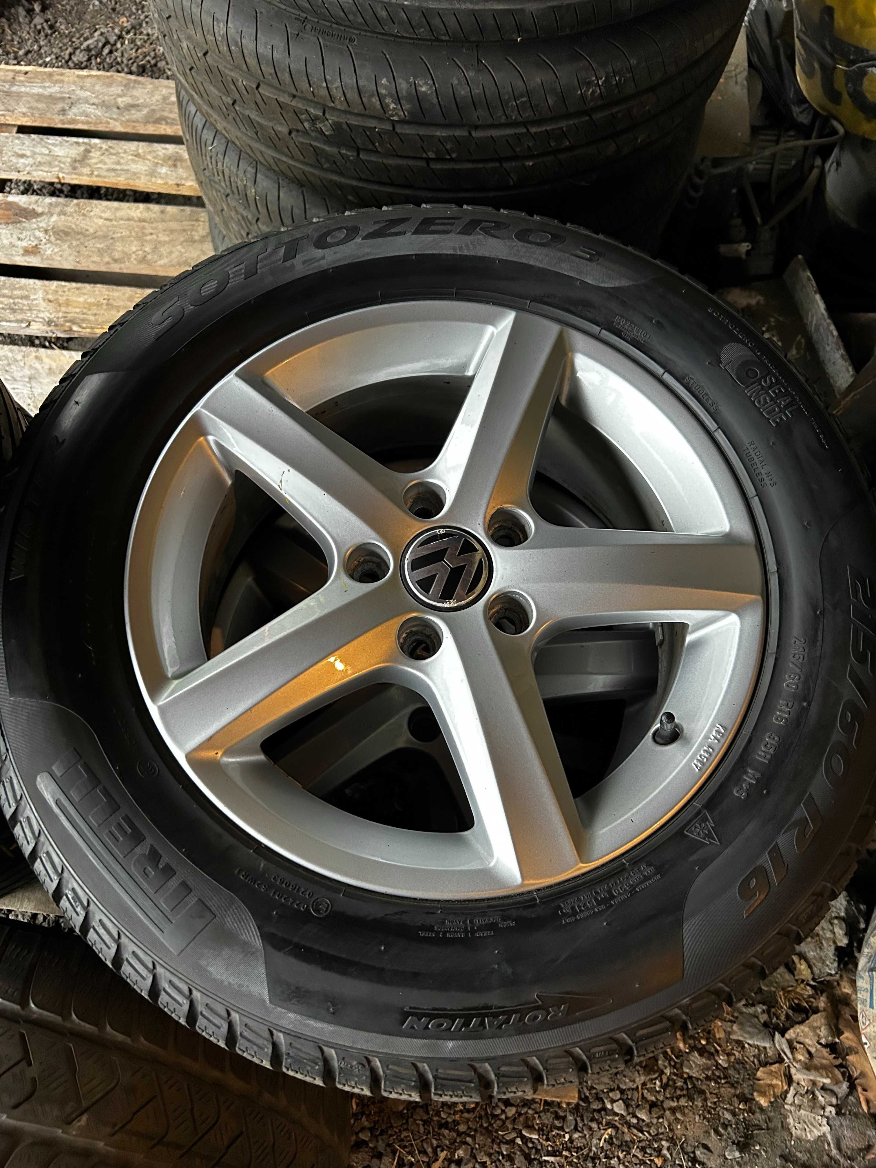 VW 5х112 зимни гуми с джанти Pirelli Sottozero 3 – 215/60 R16