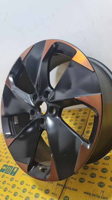 Janta 19 Seat Cupra Typhoon 10E601025L