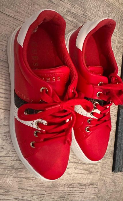 Sneakers Guess culoare rosie