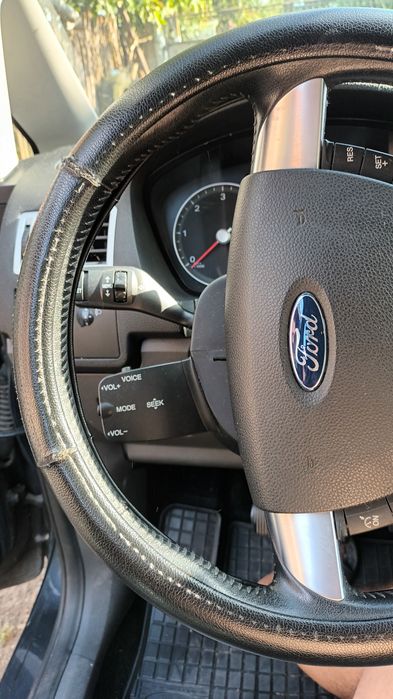 Vind ford focus c-max