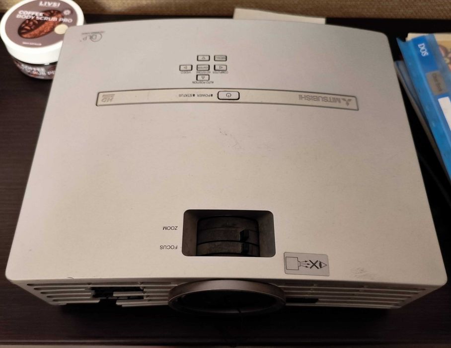 Проектор Mitsubishi HC3000