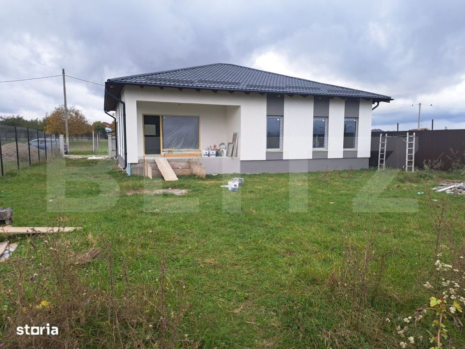 Casa noua pe parter cu vedere spre munti – Tarlungeni, Brasov