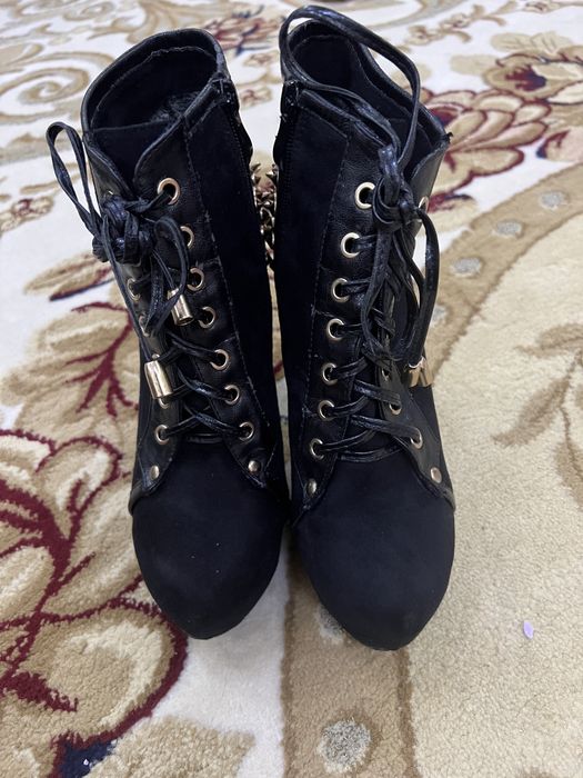 Сапоги черные 39