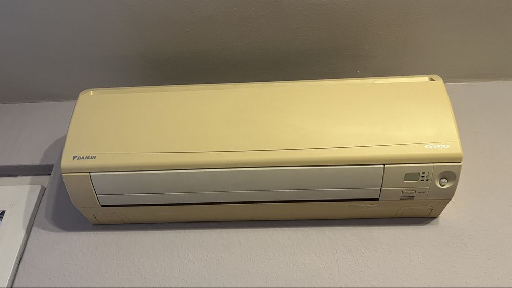 Климатици дайкин/ daikin FTXS25J2V1B, FTXS35J2V1B