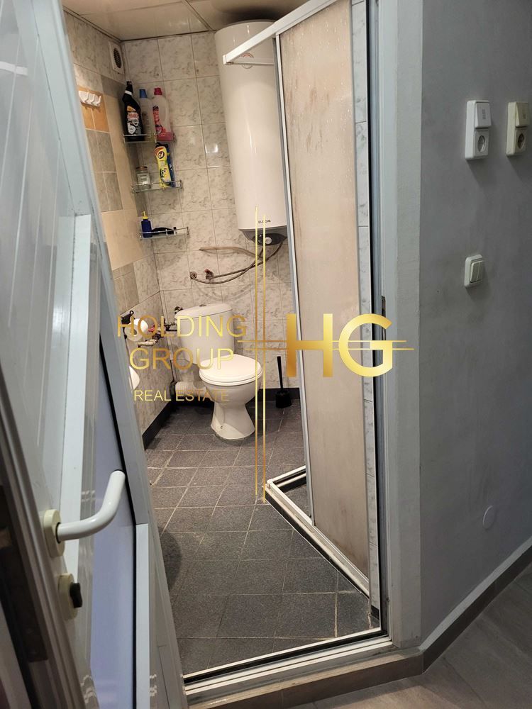 Продава се Тристаен апартамент в Варна, ВИНС - 89 кв.м за 2012 €/кв.м - Снимка #7