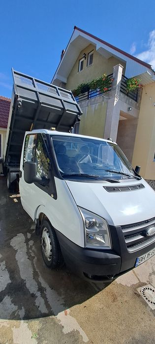 Autoutilitară basculabilă 3,5 tone