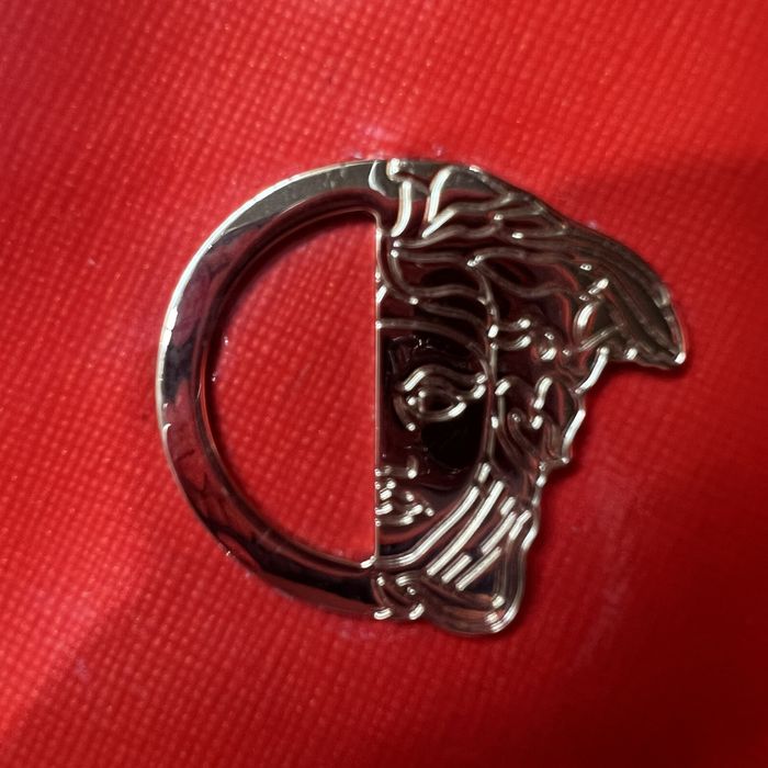 Versace Collection дамска чанта – стилна и практична чанта