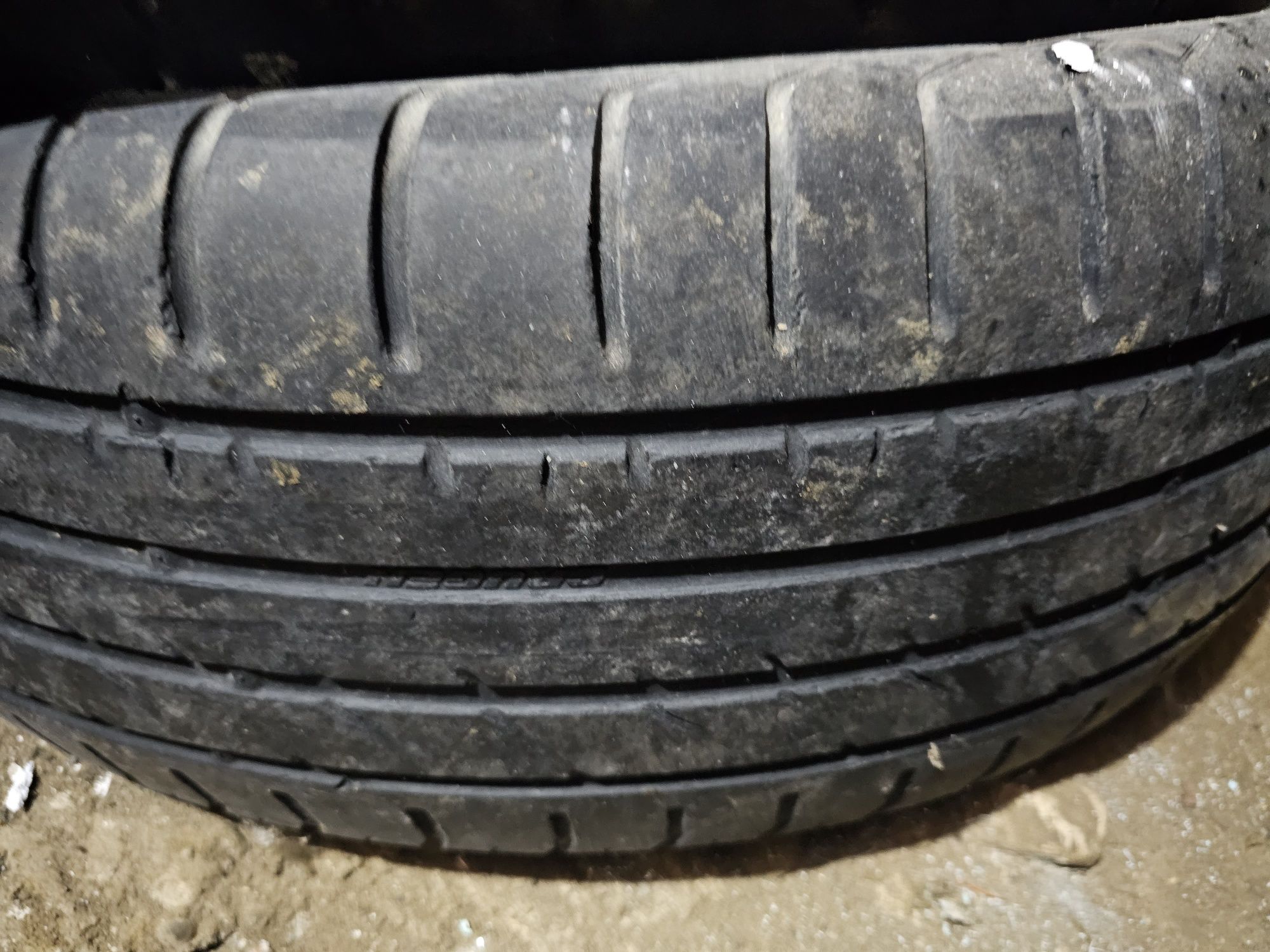 Vând 4 cauciucuri  255 / 65 R 17