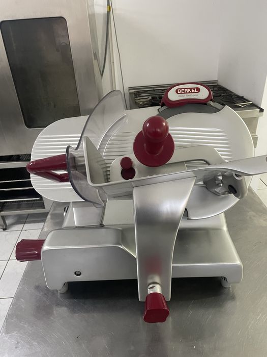 Feliator berkel Nou / 7 bucati disponibile
