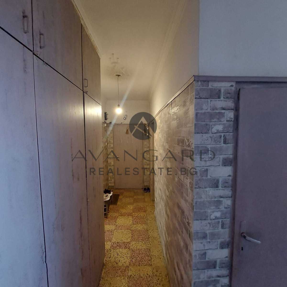 оф.23311 Тристаен/ Изгрев