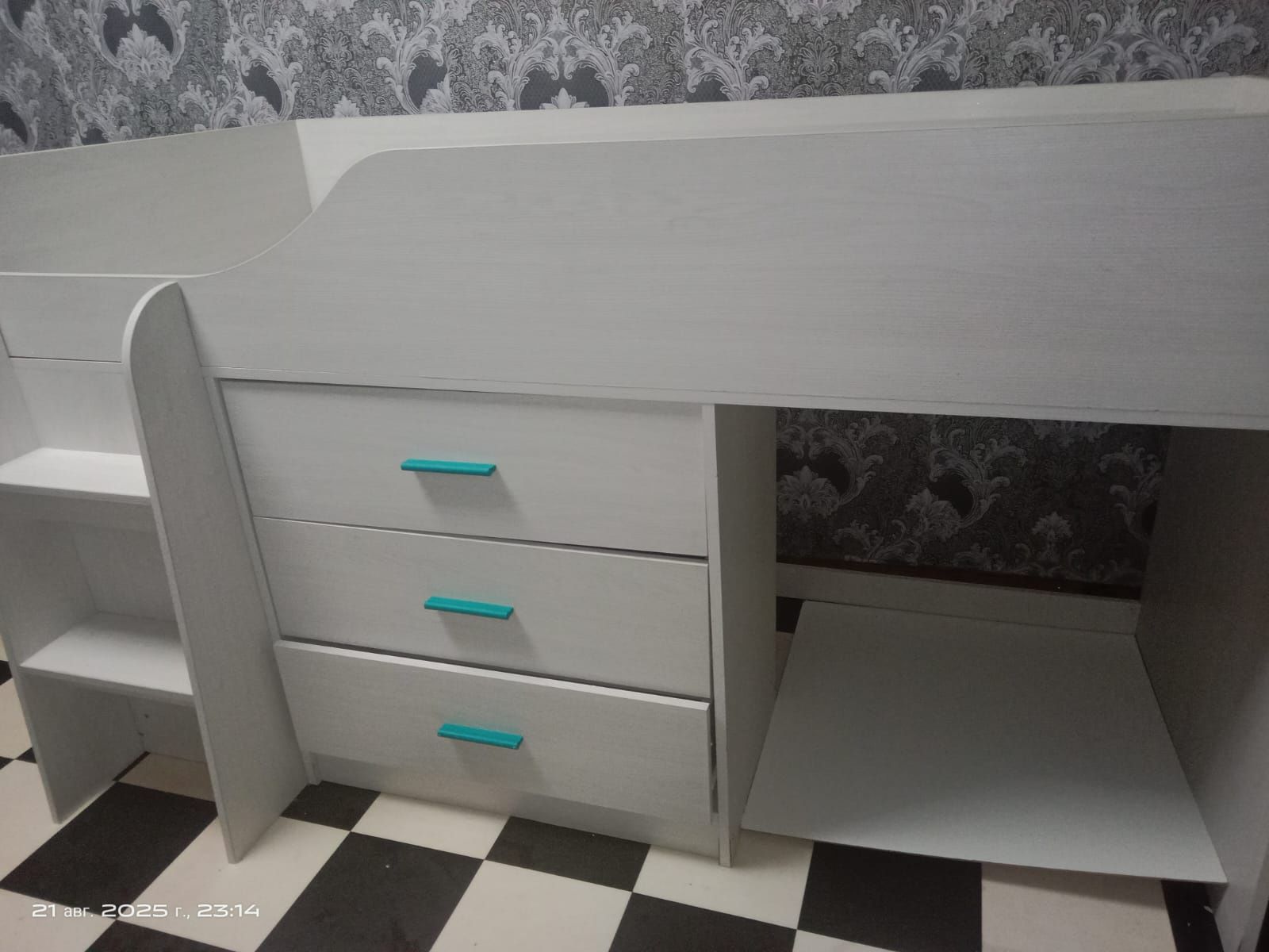 Продам детскую кровать