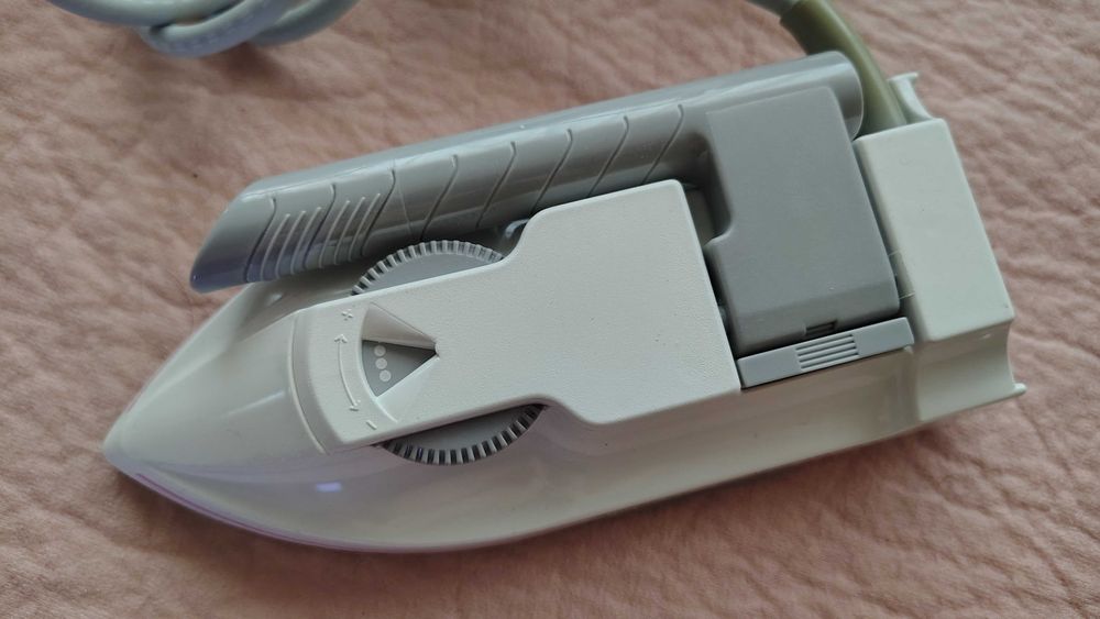 Fier de calcat portabil Tefal Jet Line 10 613W