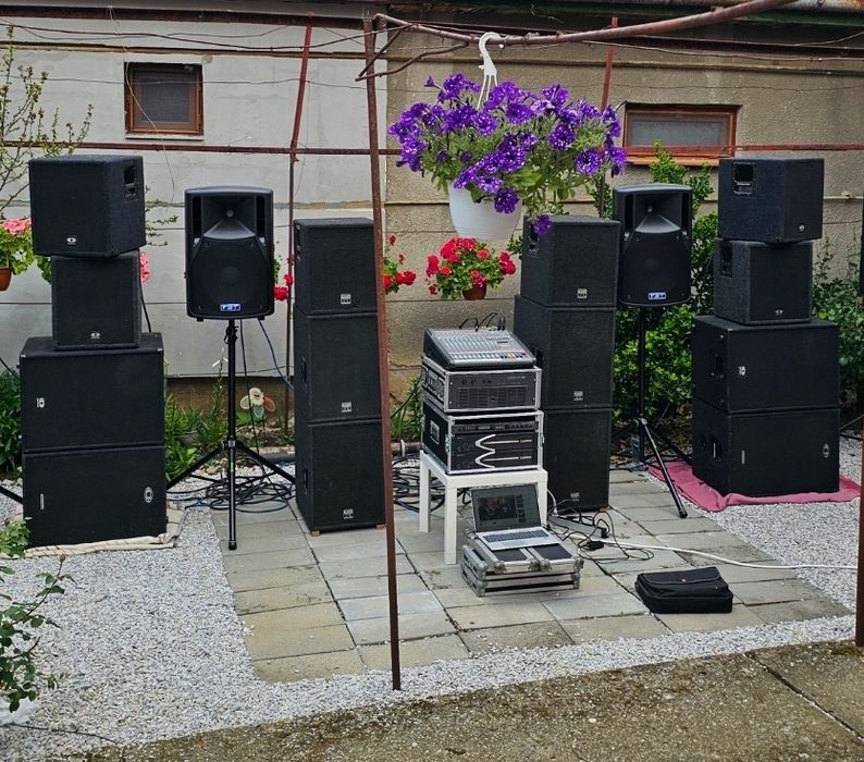 Vând sistem Dynacord f8 + f9