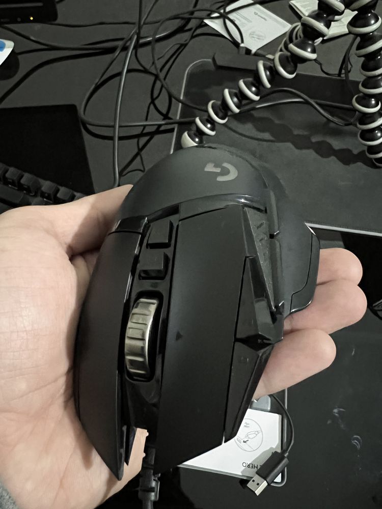 Logitech g502 hero абсолютно новый + бесплатная доставка по Ташкенту