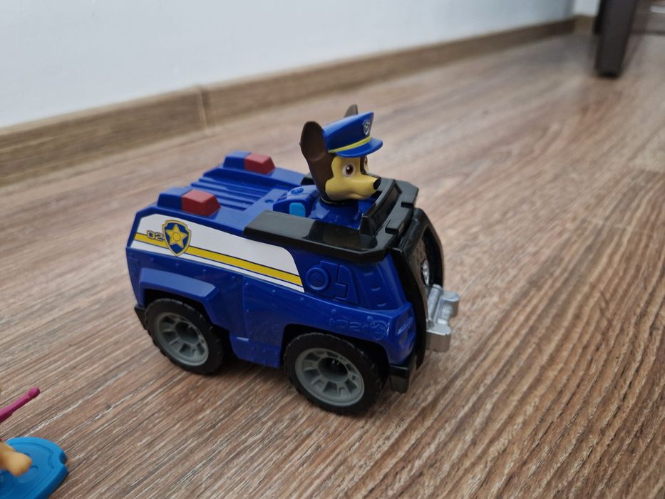 Pow patrol set cu mașinuțe si figurine