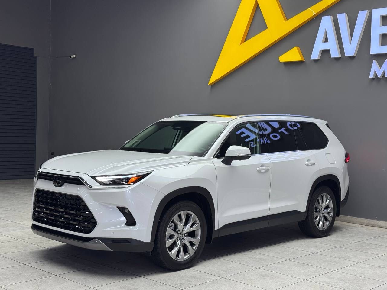Продается Toyota Grand Highlander