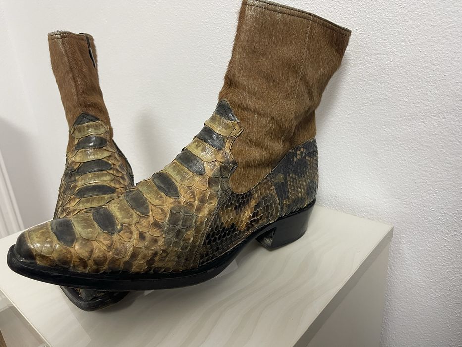 Ghete piele căprioară și piton